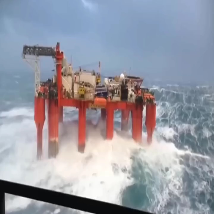 Ang imbentor ng oil rig ay talagang isang henyo | Sweet Love | Facebook