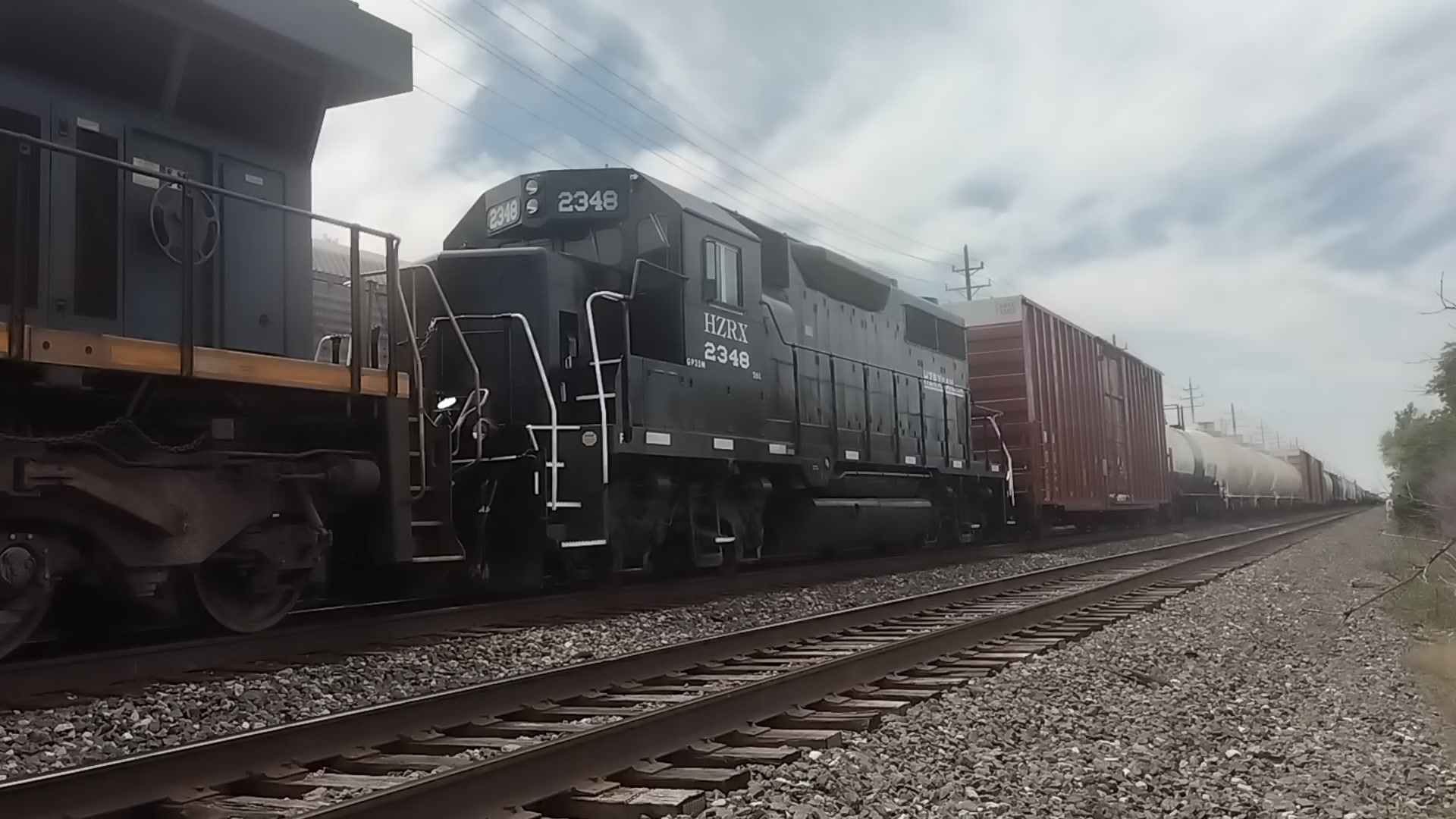 HZRX 5002 and 1295 off to a new assignment. HZRX 5002 is a former NS ...
