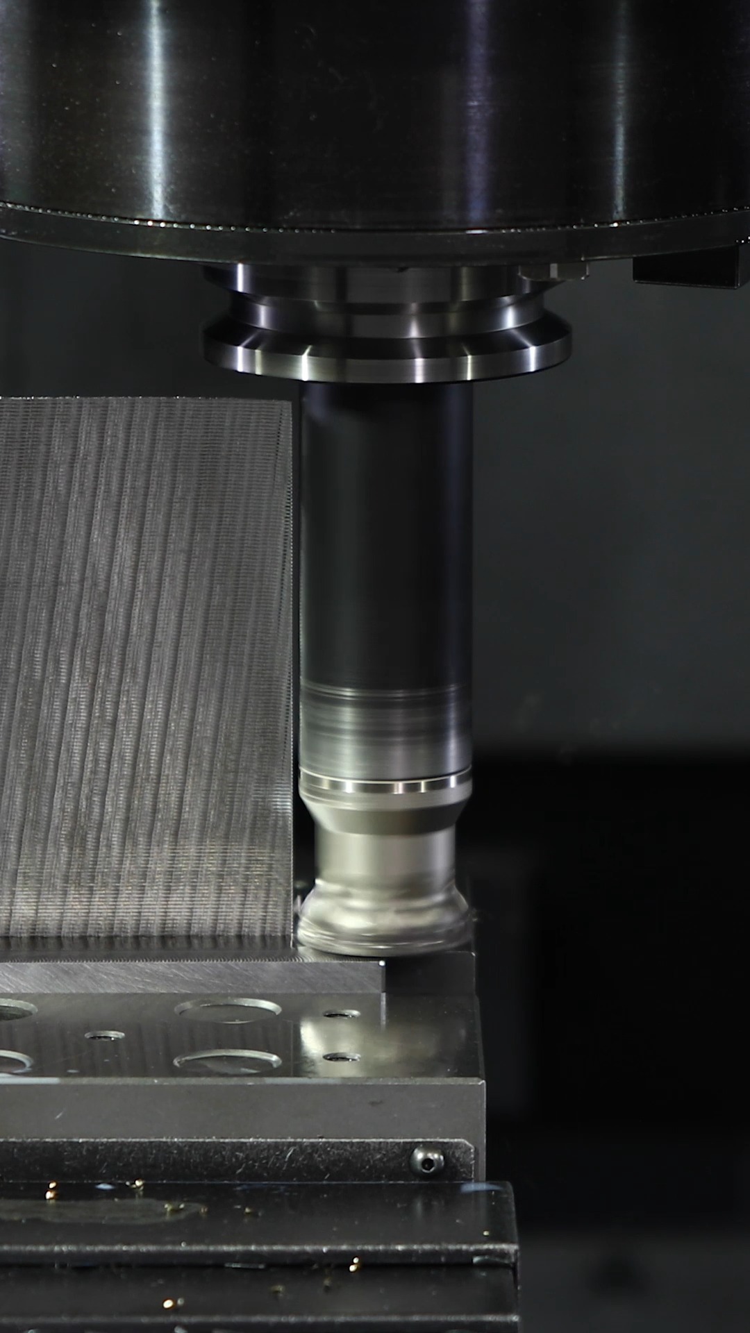 Milling an extremely thin wall from a block using Tungaloy's ...