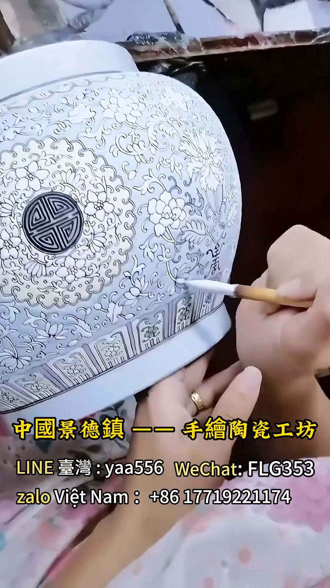 景德镇了不起的陶瓷匠人，(匠人个个身怀绝技，绘画过程心静如水