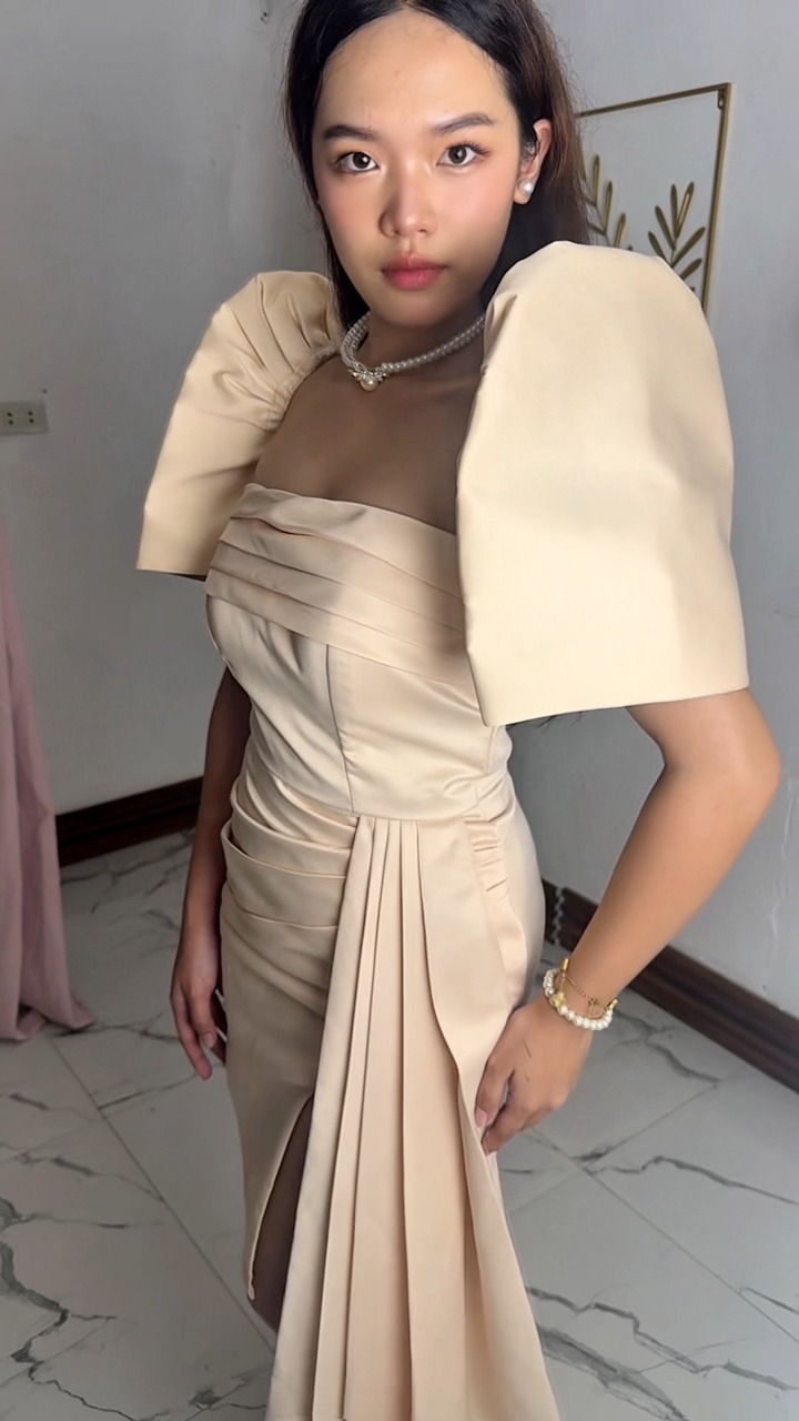 Filipiniana in a Gen Z way. ✨🤍, Serving elegance, confidence, and main character energy on your graduation day. 🎓🌸, Slay your graduation look—rent now at ZERA! ✨, #Zera #graduation #ModernFilipiniana 