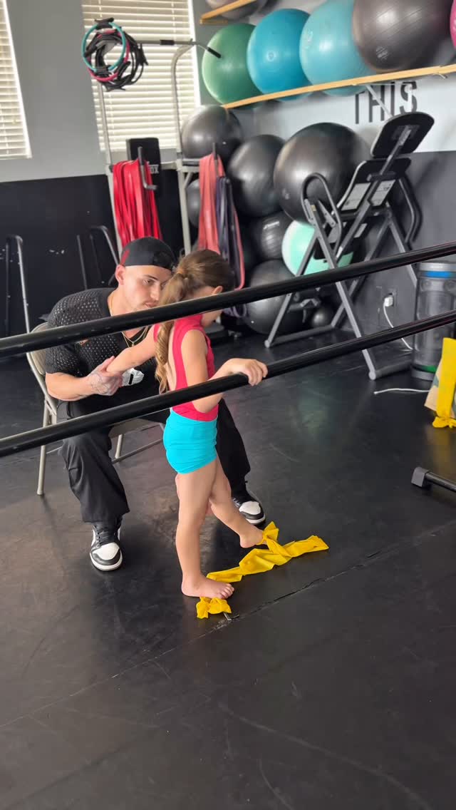 Bodytech x Legacy Productions Miami GIVEAWAY CONTEST! The straddle band ...