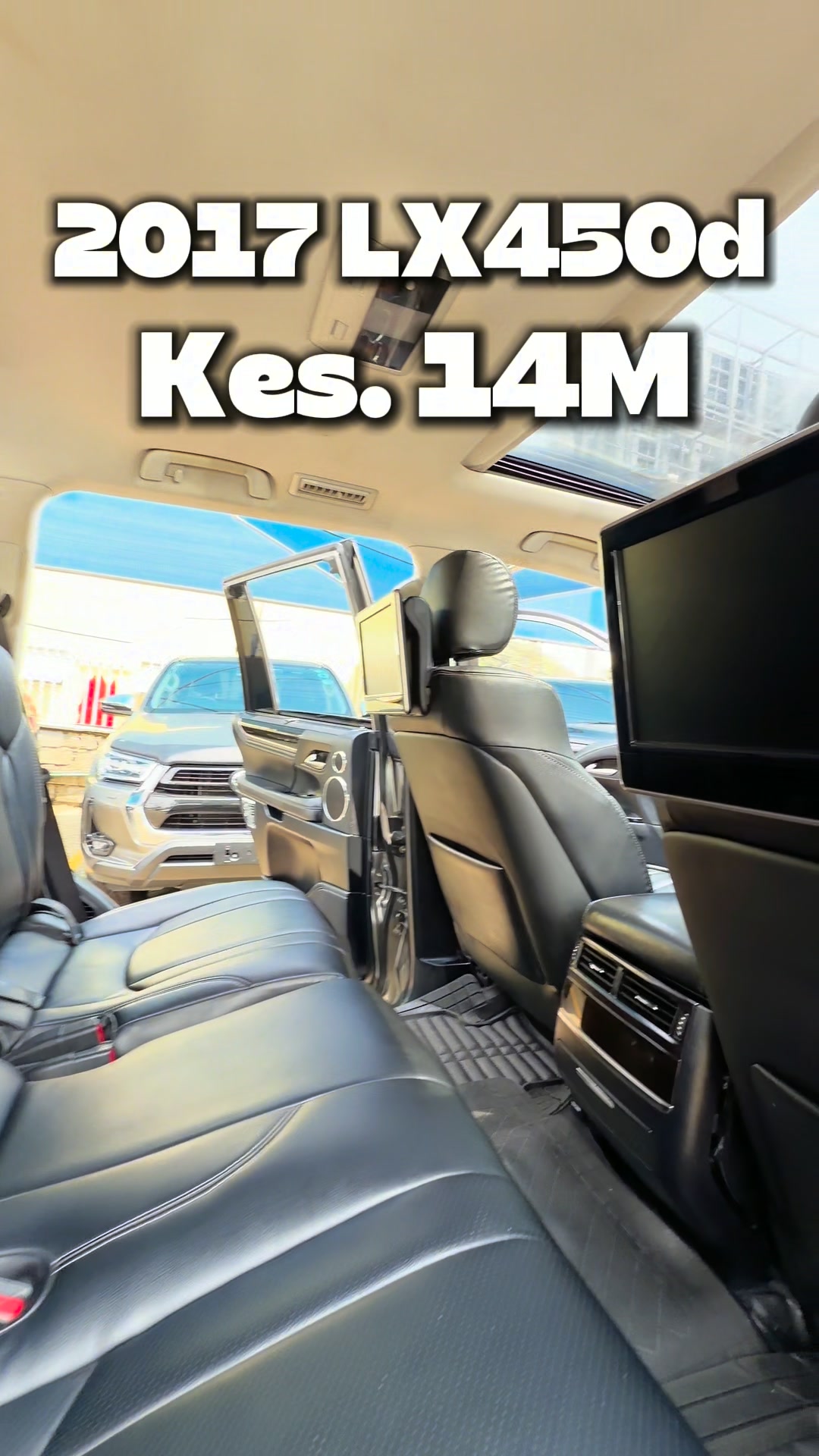 HOT DEAL ALERT! 🔥🔥 2017 LEXUS LX450d @ Only Kes. 14M Ono Call