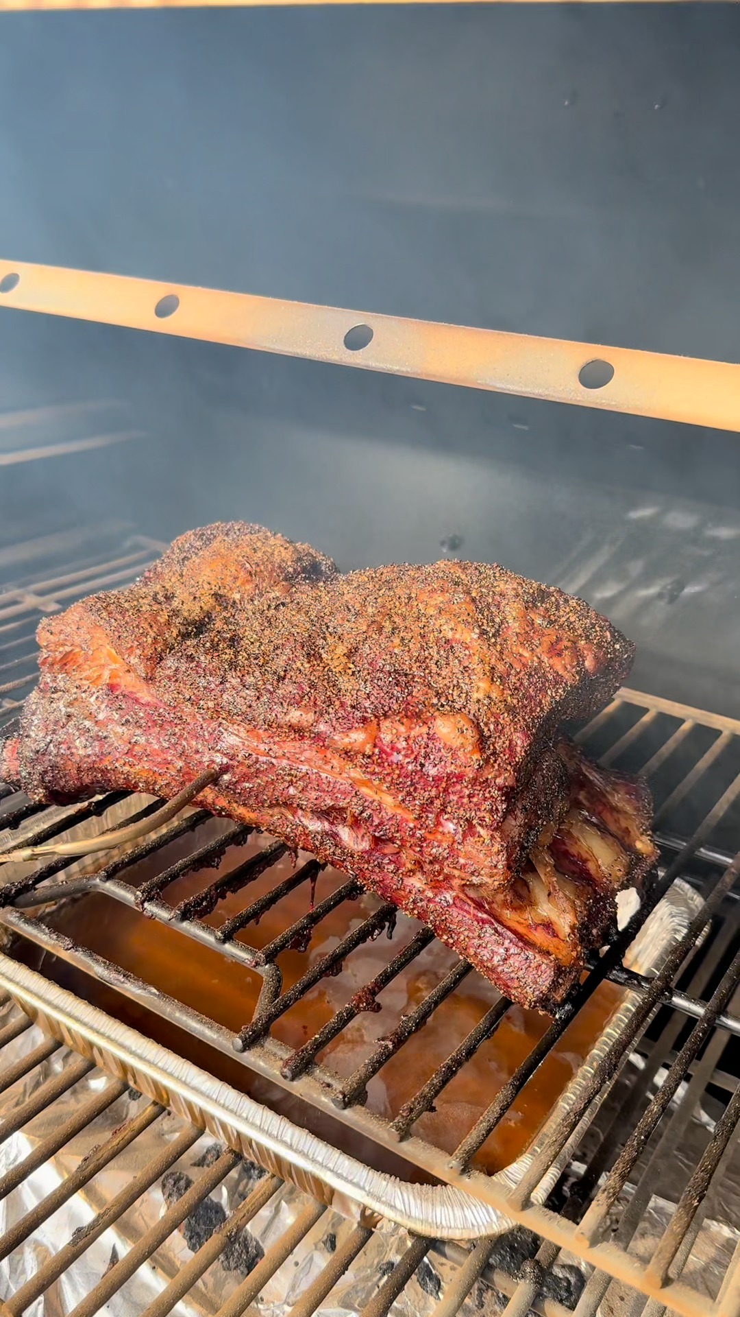 Smoked Beef Ribs Done RIGHT 🔥 @wicked.bbq smoked these massive beef ...