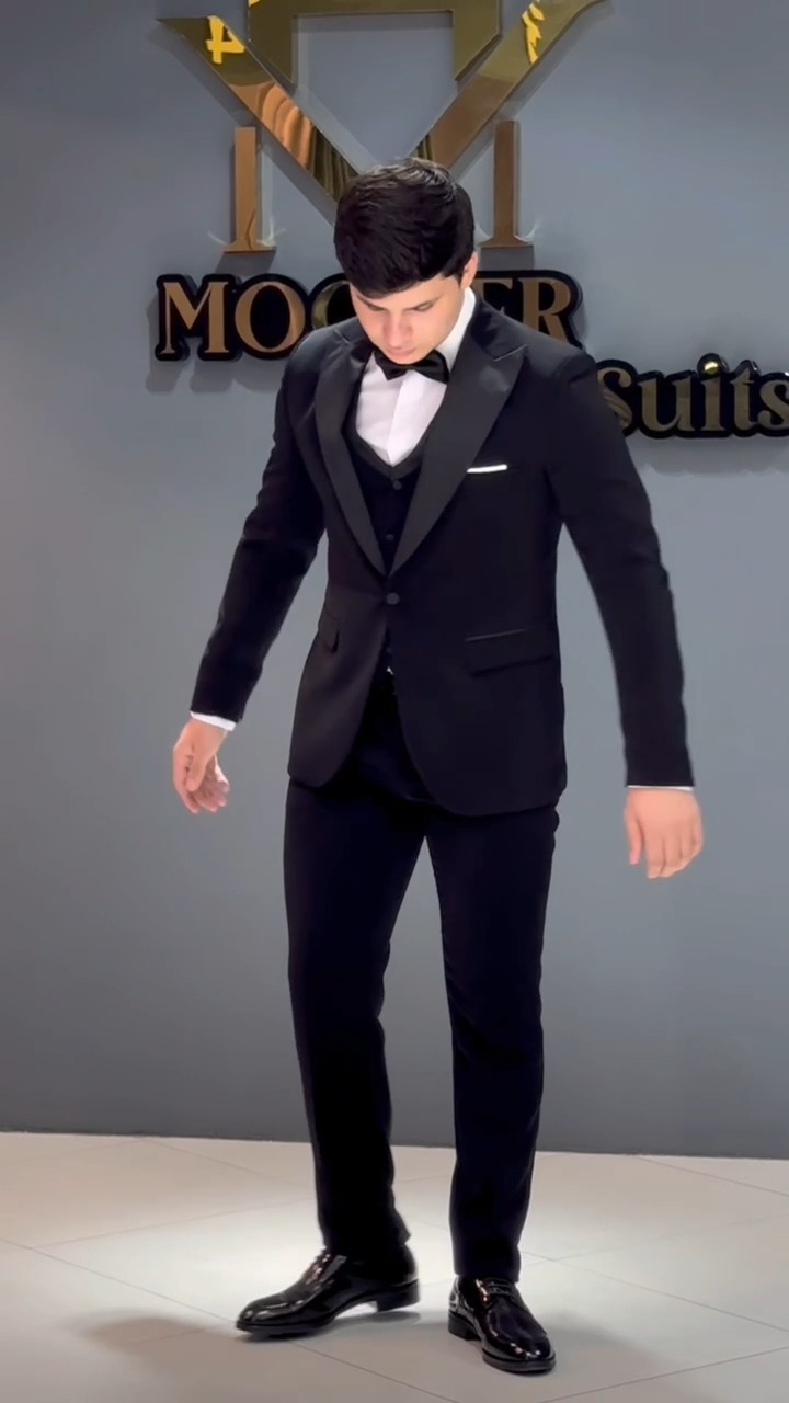 Mooher SUITS | Mansoura