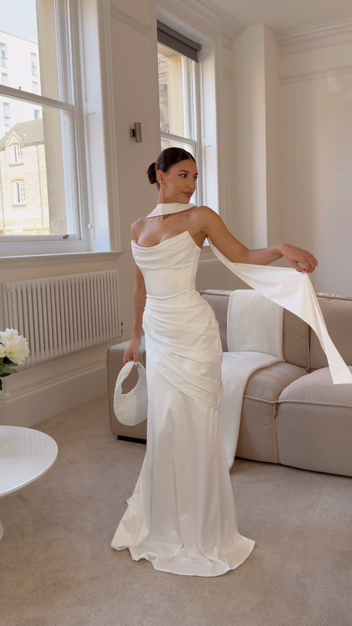 kensington maxi dress - ivory A bridal masterpiece, the in ivory. | Babyboo Fashion Robe De Bal