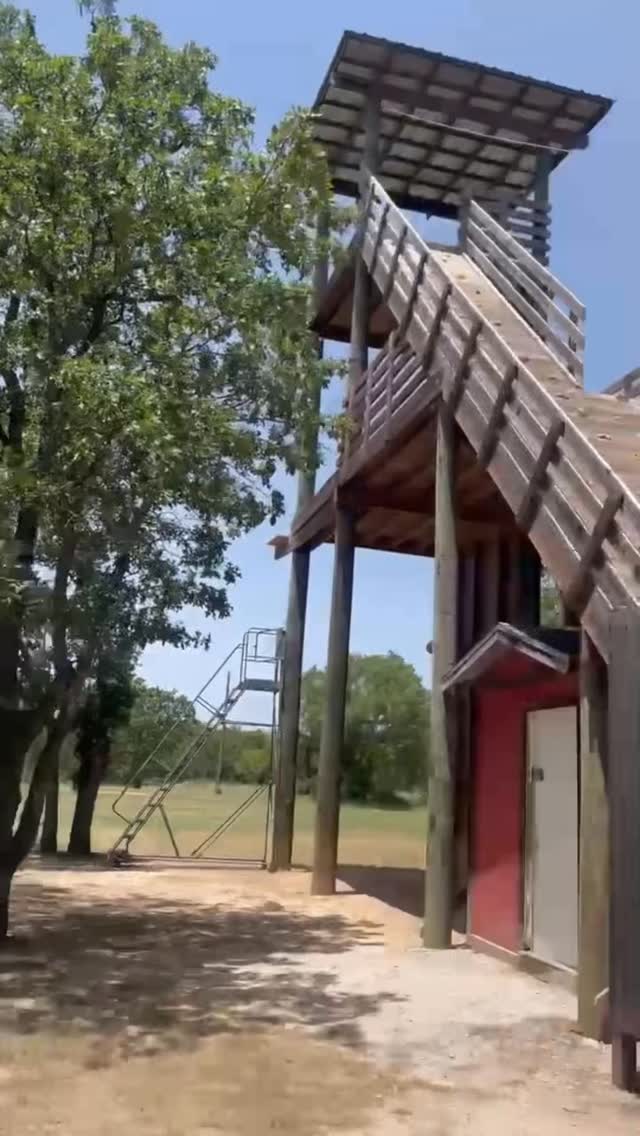 Welcome to my crib, Camp Summit edition 🧗‍♂️ From the zig zag to the ...