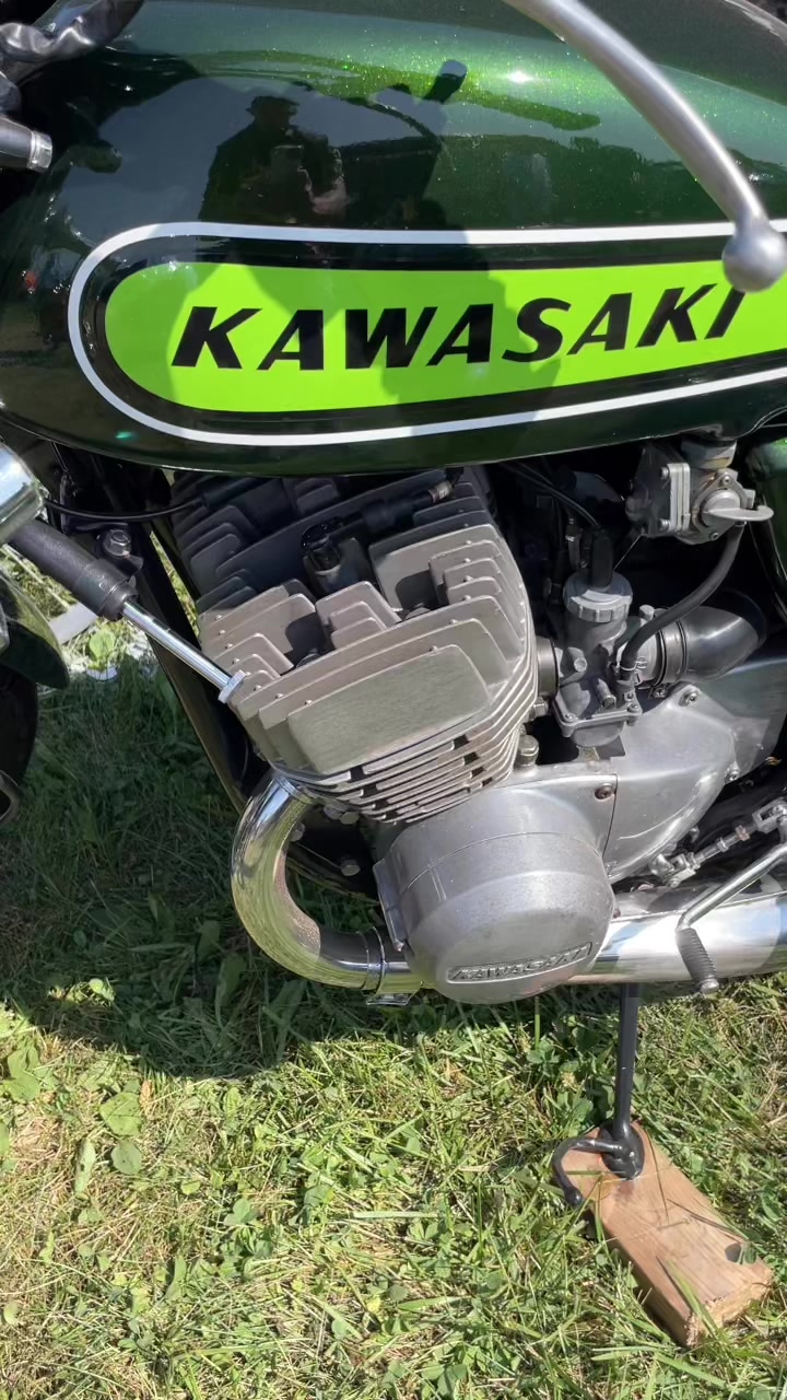 Is it the rarest Kawasaki Triple ever? | CycleDrag