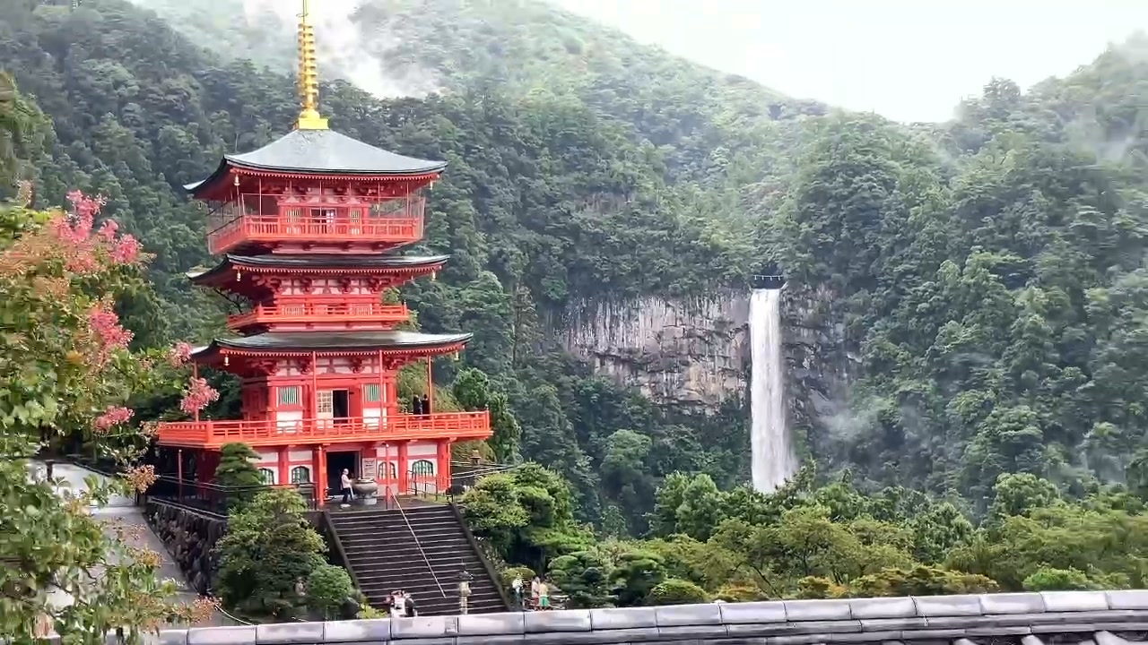 那智山青岸渡寺 (@seigantoji) • Facebook