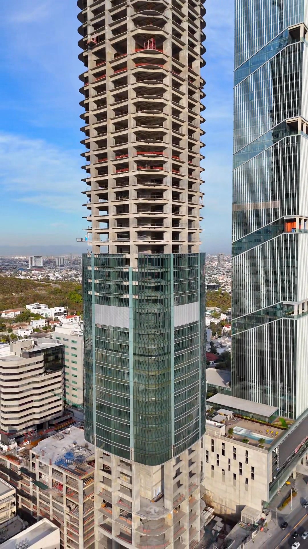 Torre Rise en construcción Enero 2026 🏗🔥 #monterrey #nuevoleon #mexico ...