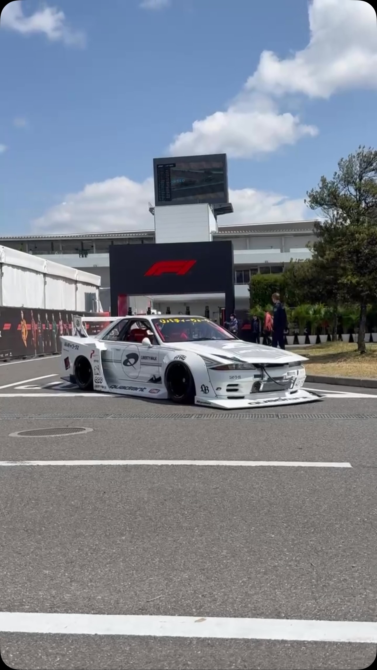 リバティーウォークパーフェクト: 世界に日本の改造車❣️加藤 渉 直筆