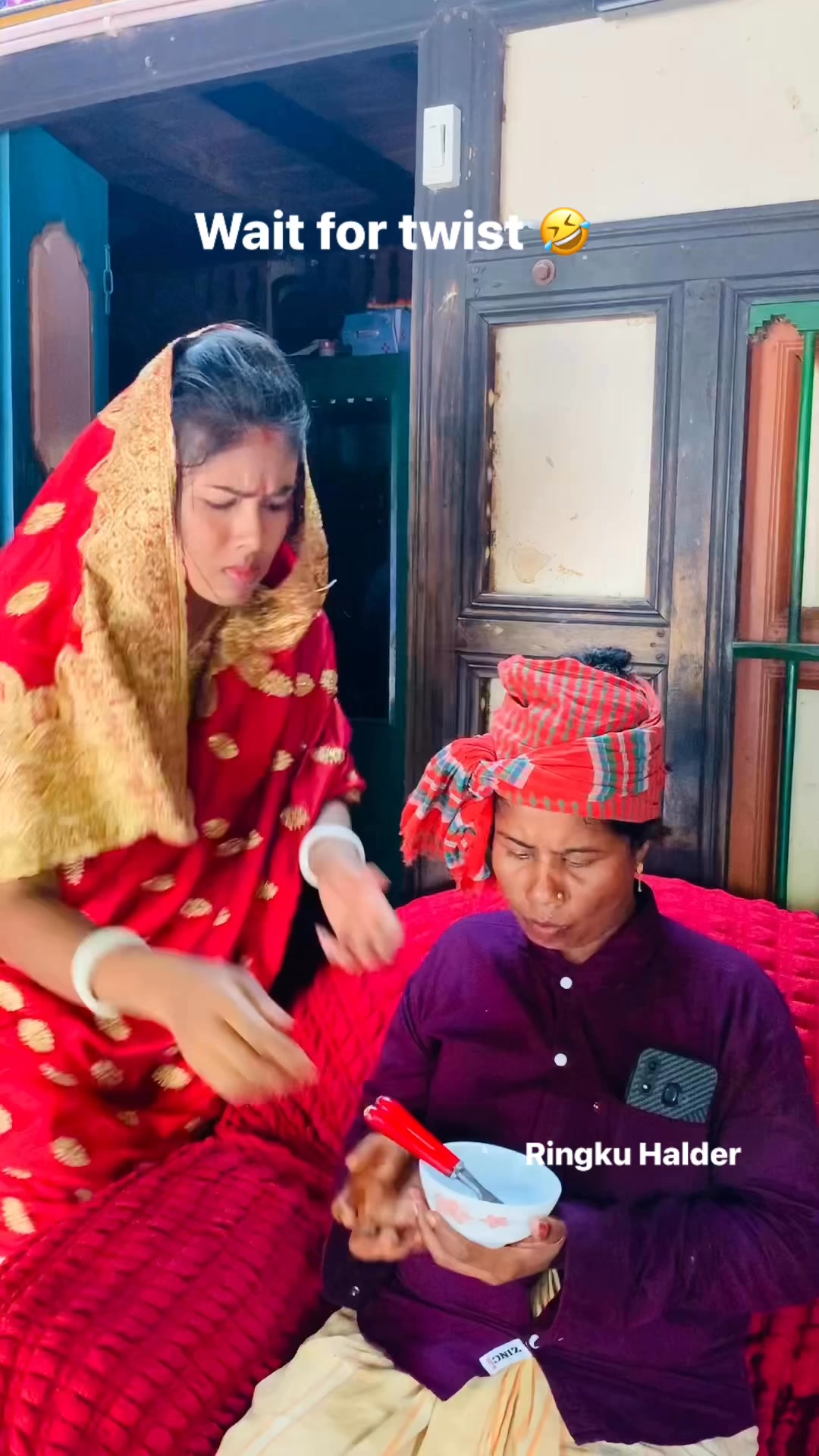 পছন্দ না হলে মিষ্টি ফেরত 🤣 | Ringku Halder | Facebook