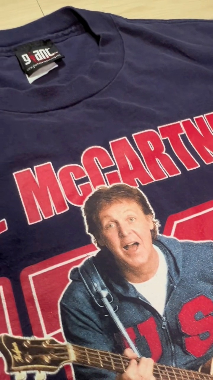 In 1980 @paulmccartney and Wings set off for tour in Japan. Upon
