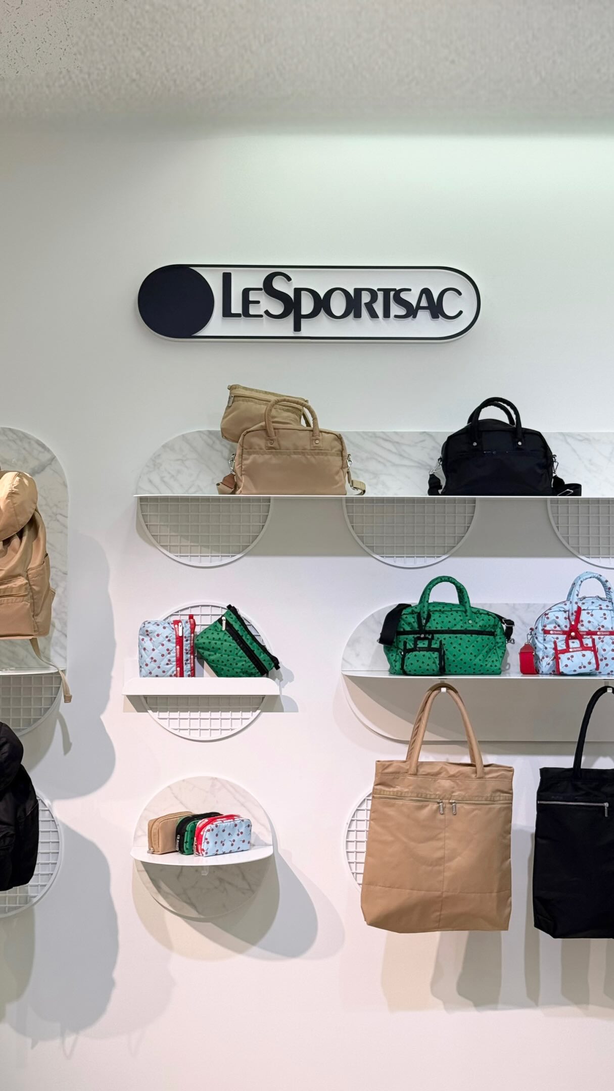 LeSportsac×Megumi Kanzaki 🍒🍒 2026Summer Collection💙💚💙 2026年7