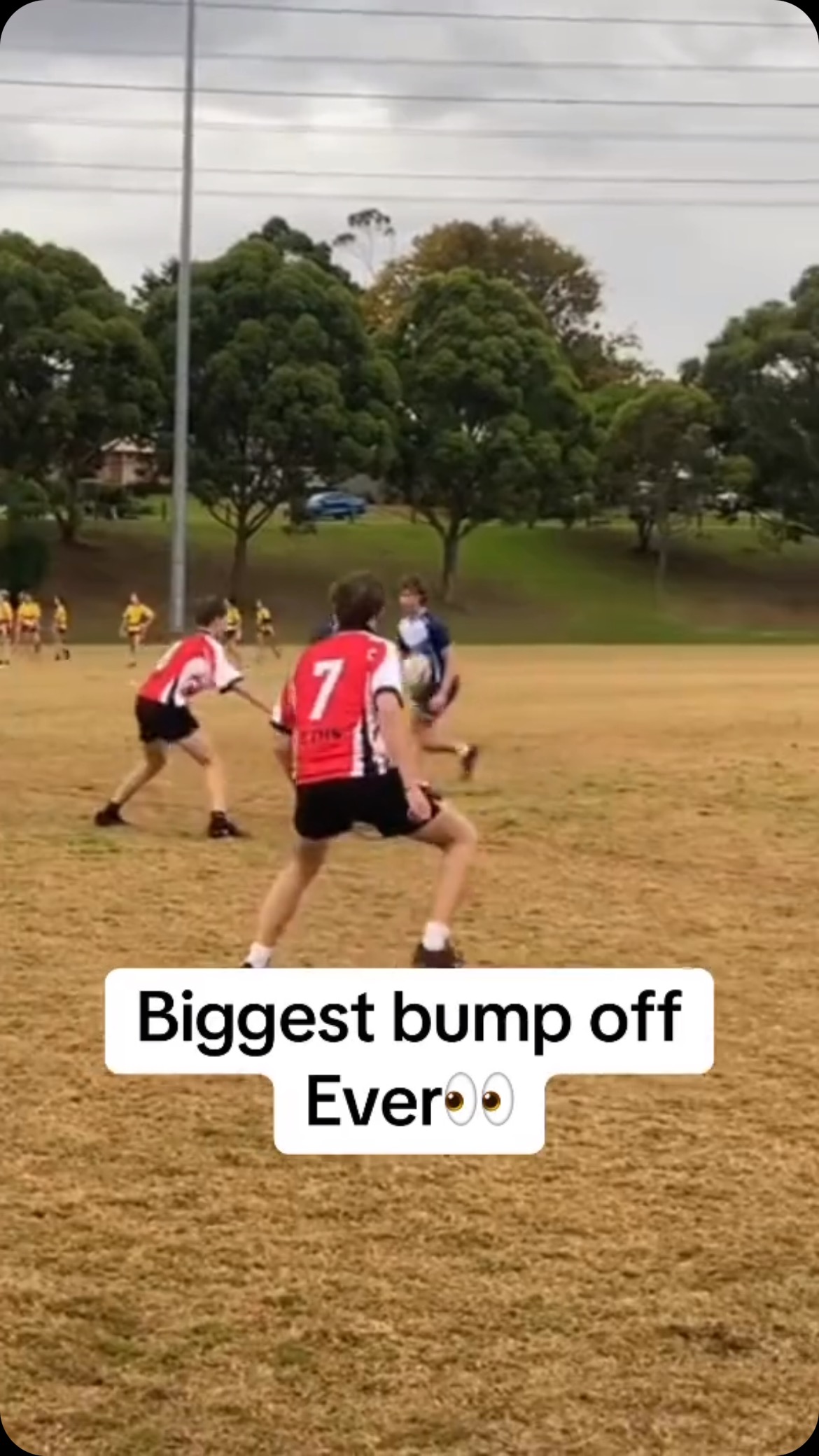 Biggest bump off ever 👀 🎥 @aushitzz43 #rugby #champagnerugby ...