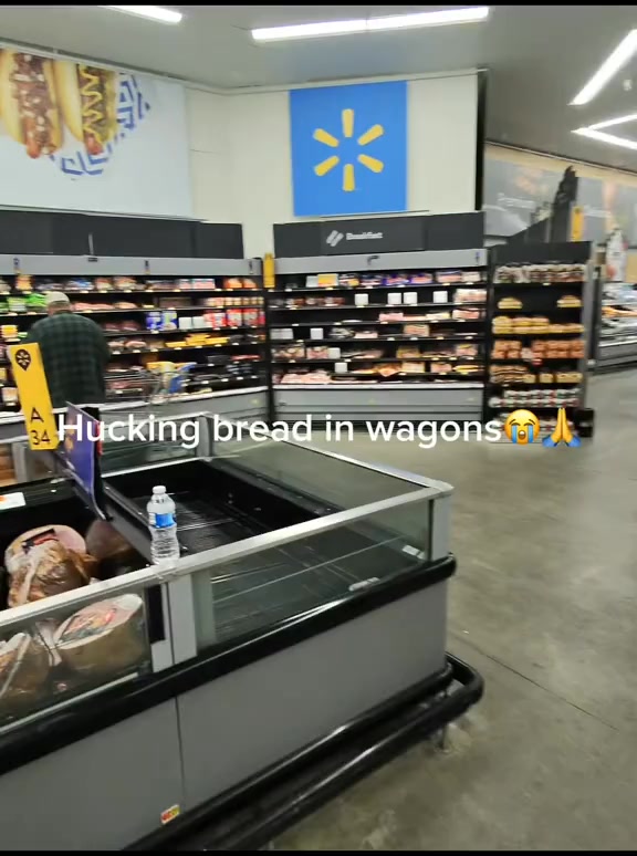 Throwing bread in randoms cart #funny #reelschallengereelschallenge # ...