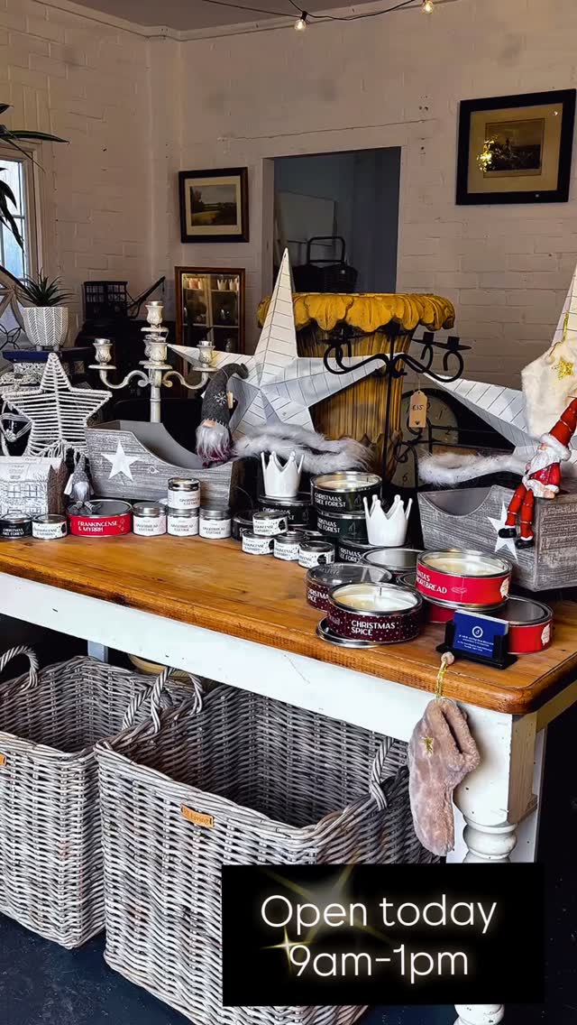 WE ARE OPEN TODAY!!! Christmas candles,log baskets and much more!!!♥️ ...