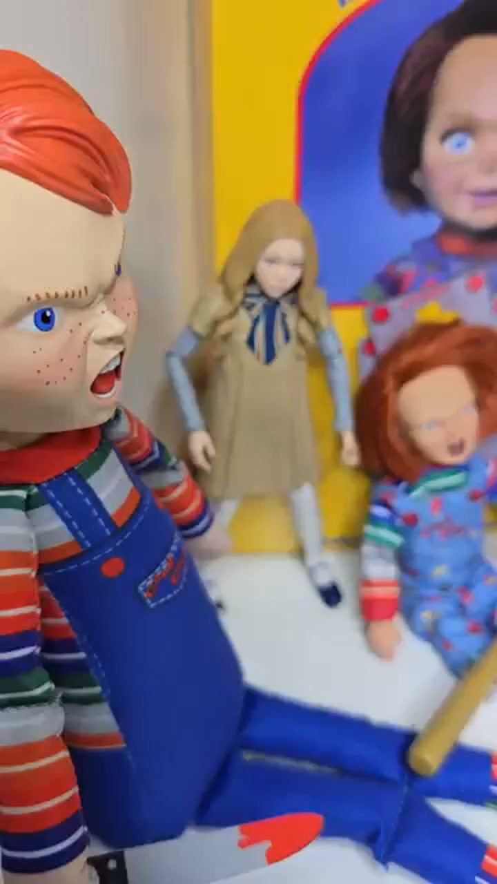 Figurine Chucky Pliable Et Articulée - The Noble Collection - 14 Cm - Accessoire Couteau Inclus - Collectionneur Et Fan Dès 17 Ans