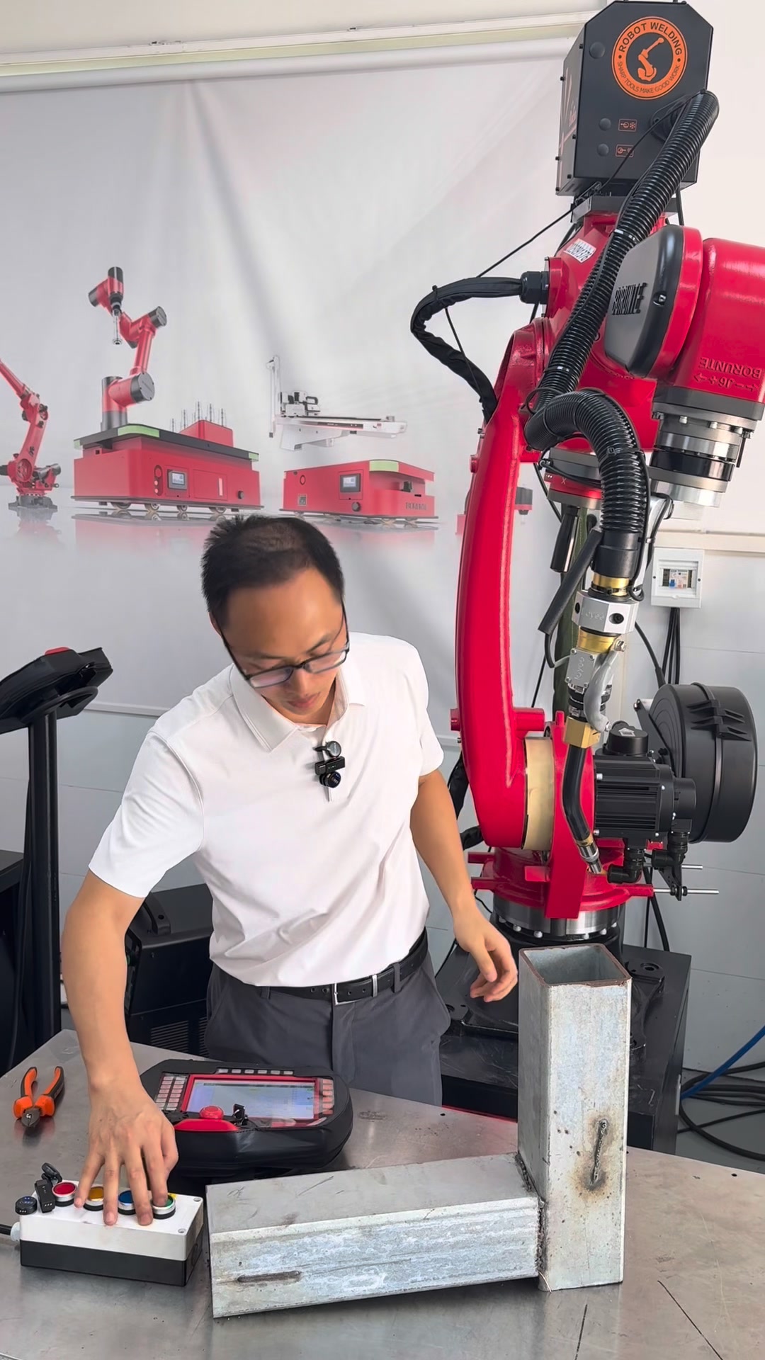 Industrial robot #industrial #factory #six_axes #borunte_robots_jack # ...