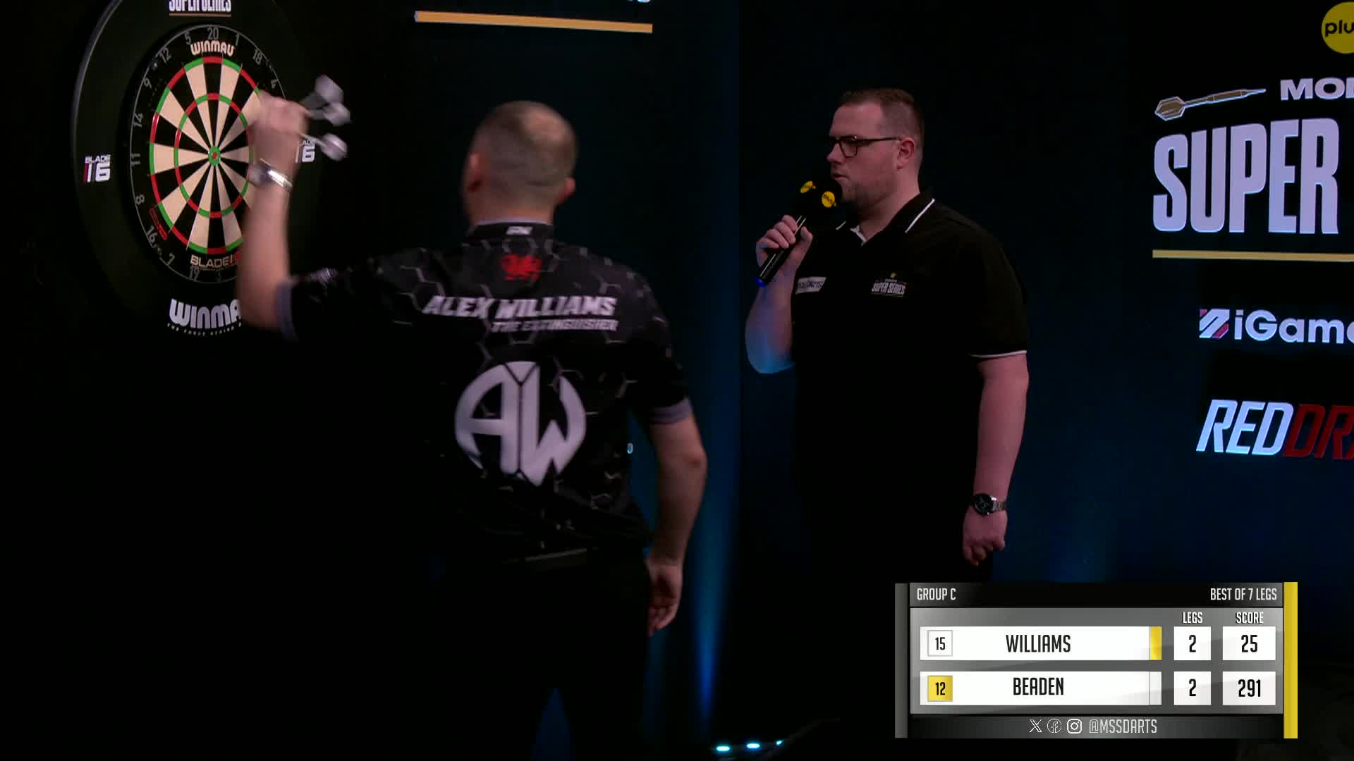 WILLIAMS MOVES 1 LEG AWAY FROM A DEBUT WIN! 👀 Good stuff from Alex ...