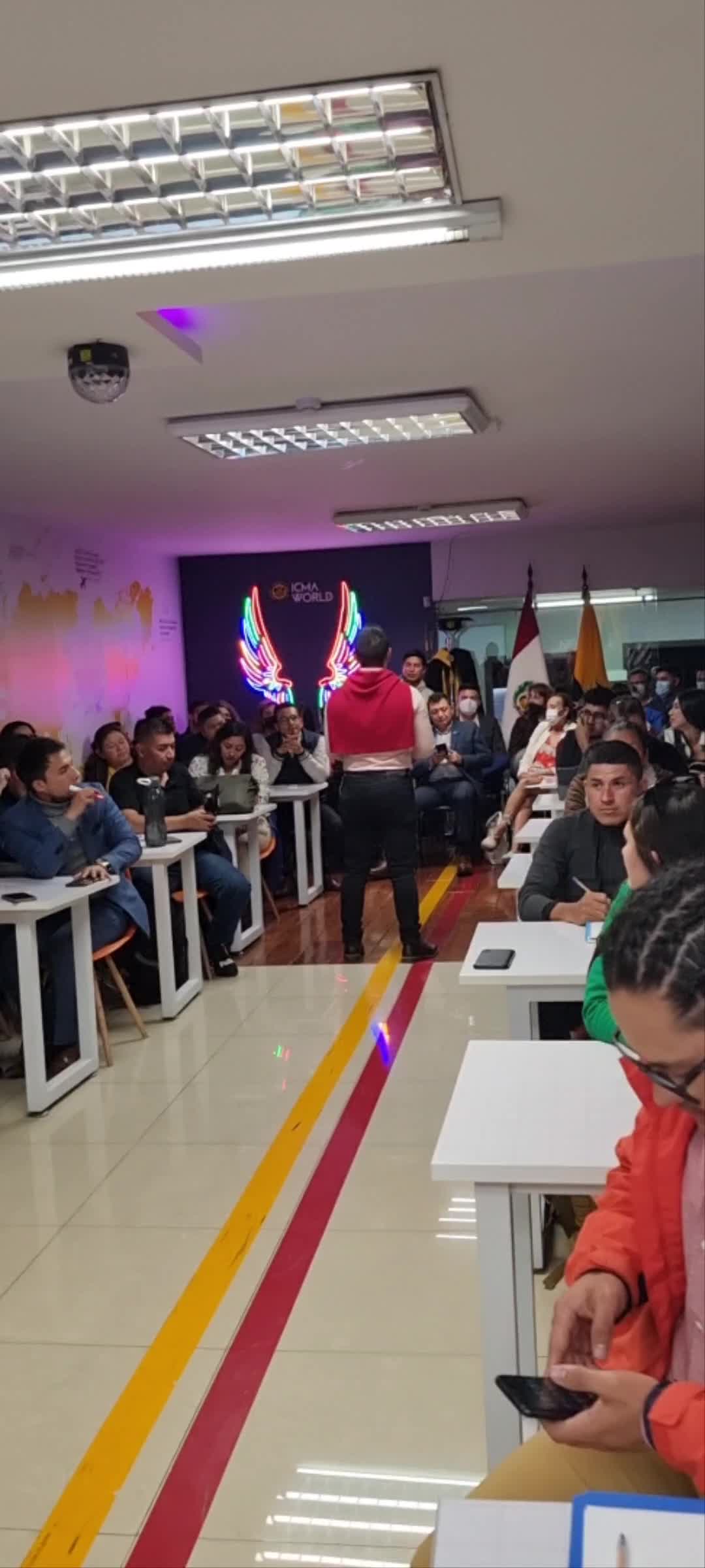 Tim Villafuerte - 🇪🇨 Lleno total en Ecuador🔥, muchas...