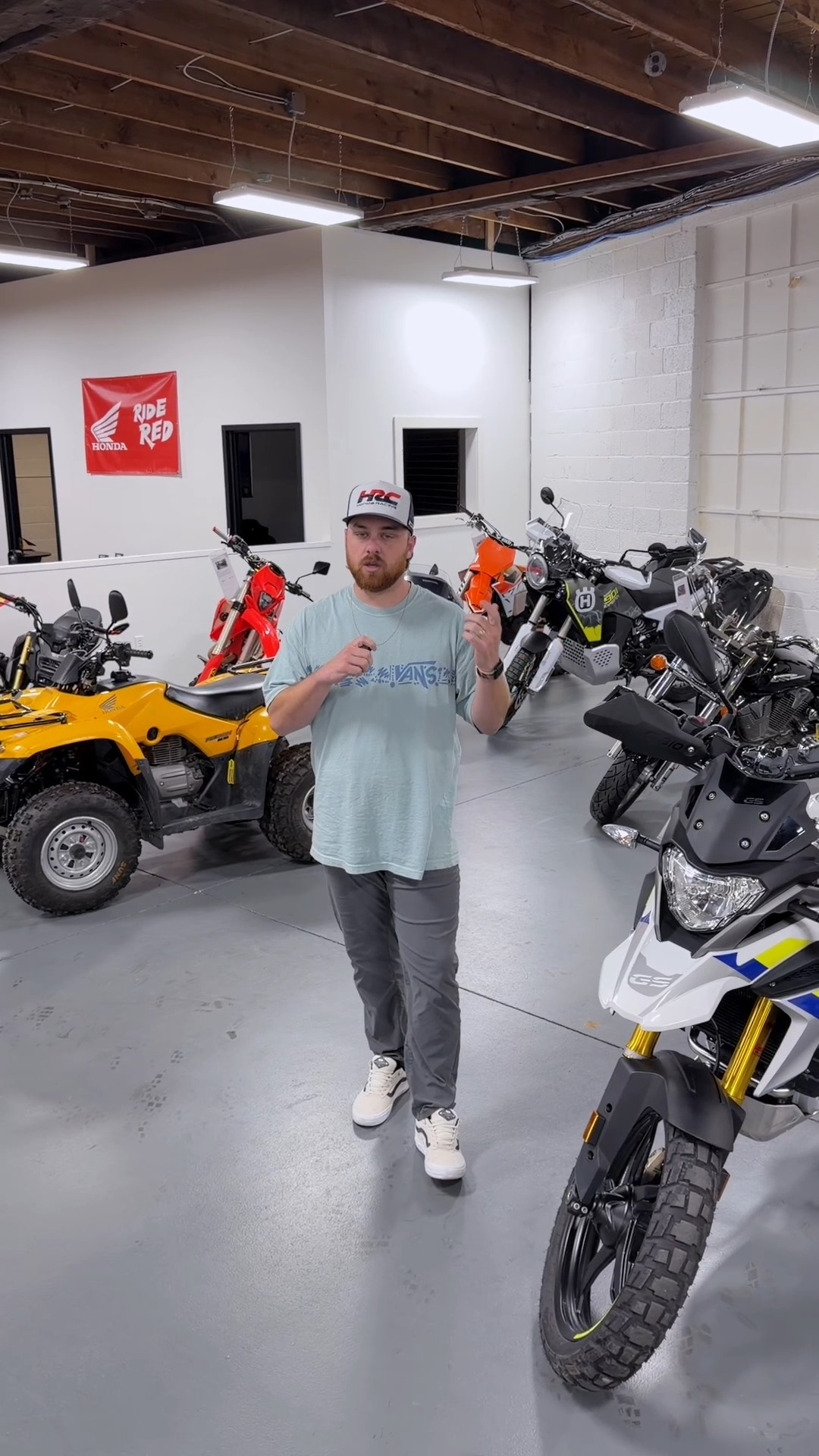ジェリー Get top-tier quality without paying brand-new prices! 🏍️ Whether