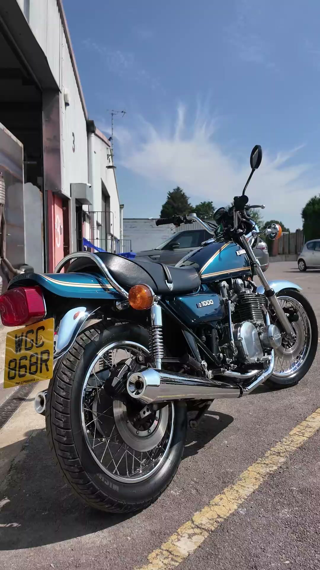 An unmistakable piece of classic Kawasaki muscle. The Z1000 A1