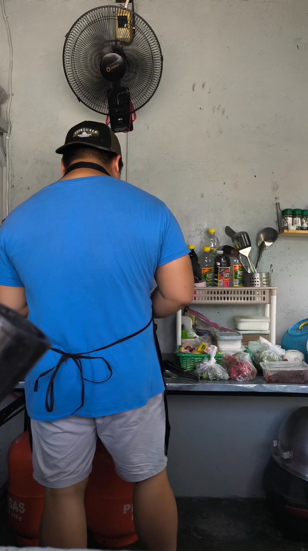 WEEKEND MOOD. 🕺 | Cadoc's Sisig | Facebook