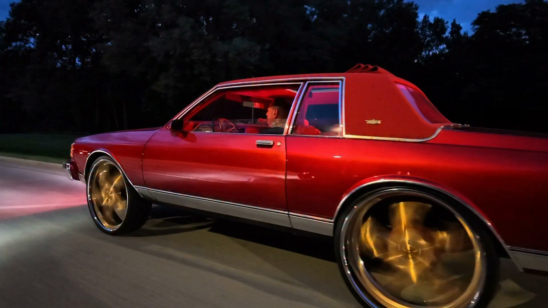 FIRST DRIVE IN THE NEW TWO DOOR CANDY APPLE RED BOX ON 28s