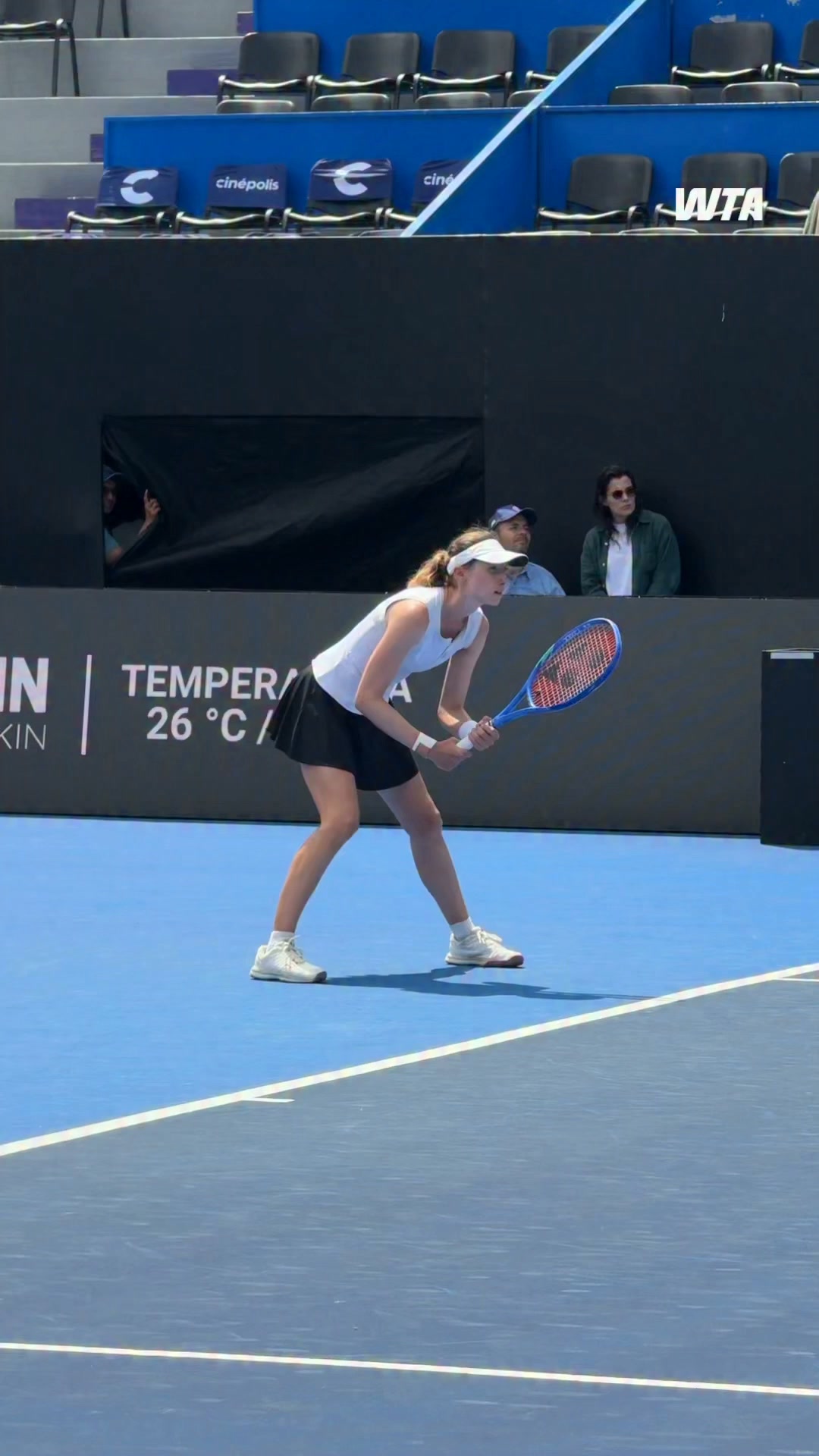【直筆サイン入り】challenge!! KIMIKO DATE-KRUMM Huge win for KDK! 44yr old Kimiko Date-Krumm（クルム伊達公子