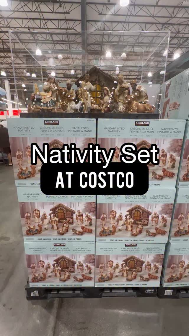 Wow! The 14 piece Nativity Set is back once again 😄 ✓Kirkland