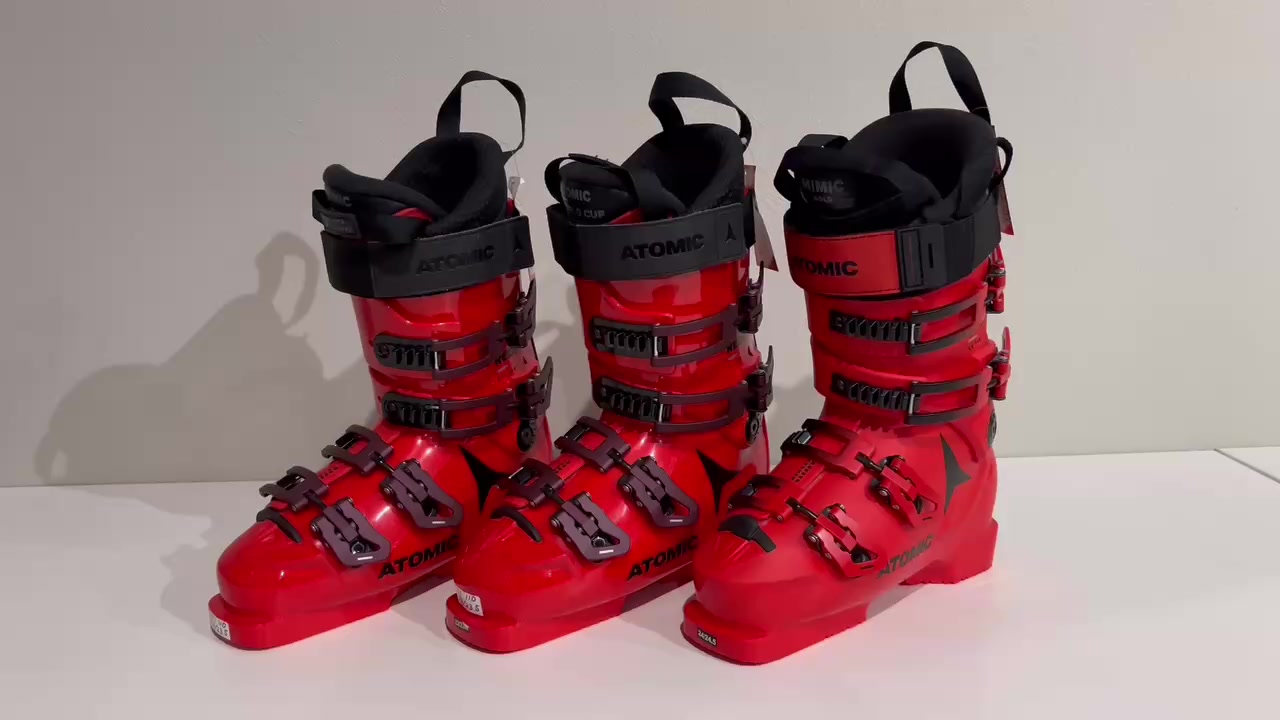 Atomic Redster 130 World Cup Race Boot Review for Aggressive Skiing