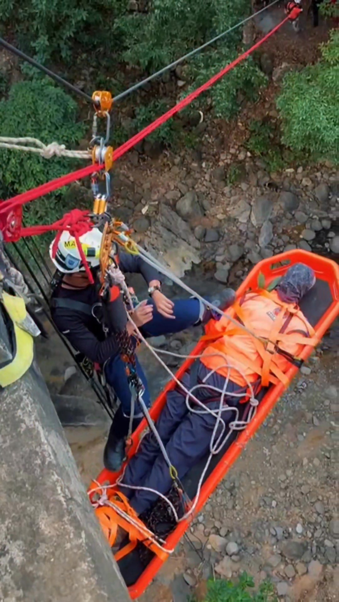CPR-RIMT RESCUE VOLUNTEER Rope Rescue Technician Team From USAR to ...