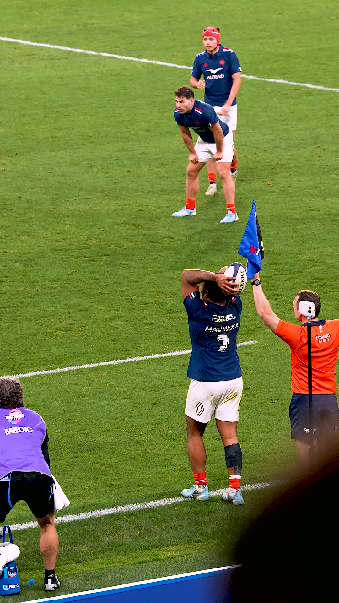 Une combinaison à montrer dans les écoles de rugby 🤩 #SixNationsRugby ...
