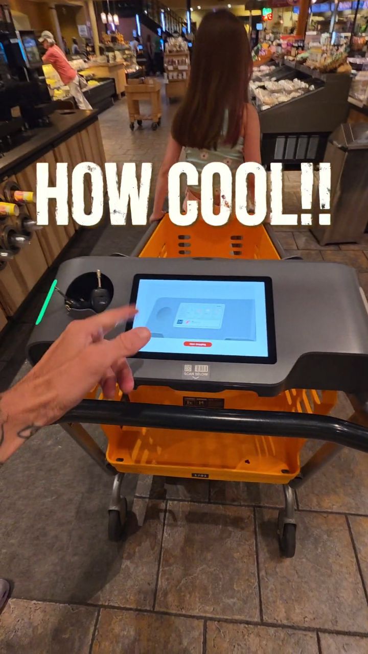 🛒 Next-level grocery shopping! 🤯 ​Spotted the new smart carts at