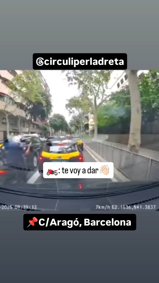 carrer-arag-barcelona-un-motorista-i-un-taxista-protagonitzen-una