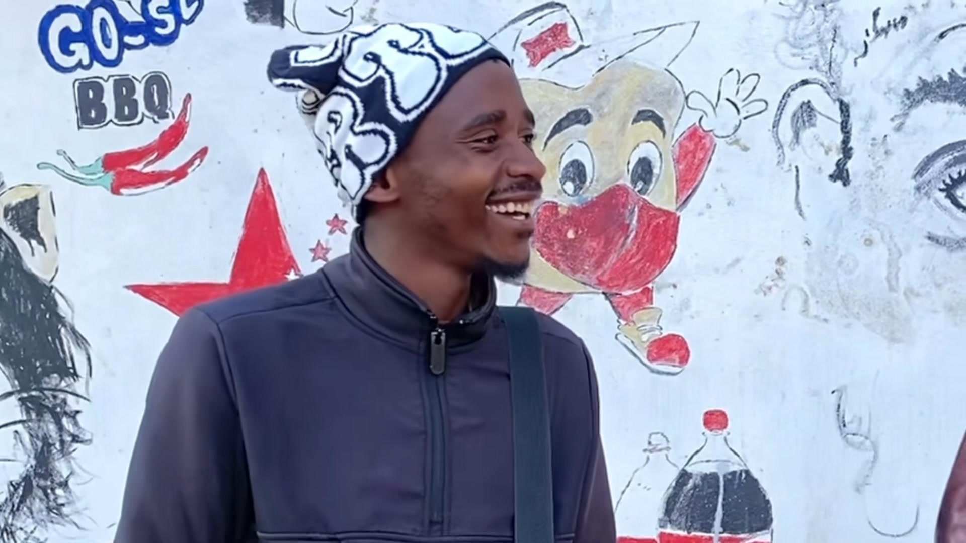 WHO’S THE HOTTEST IN YOUR BLOCK🔥🔥 It’s Mo and Mou🤪 | Artsy Mou | Facebook