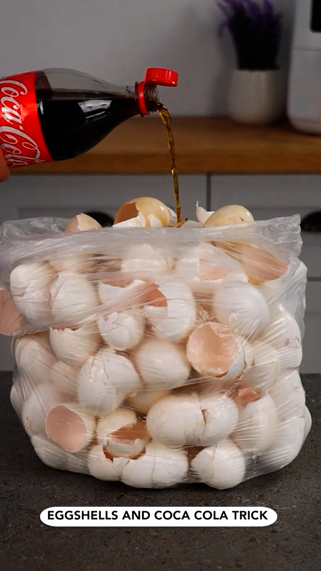 Eggshells and Coca Cola trick | Genius Inventions | Facebook