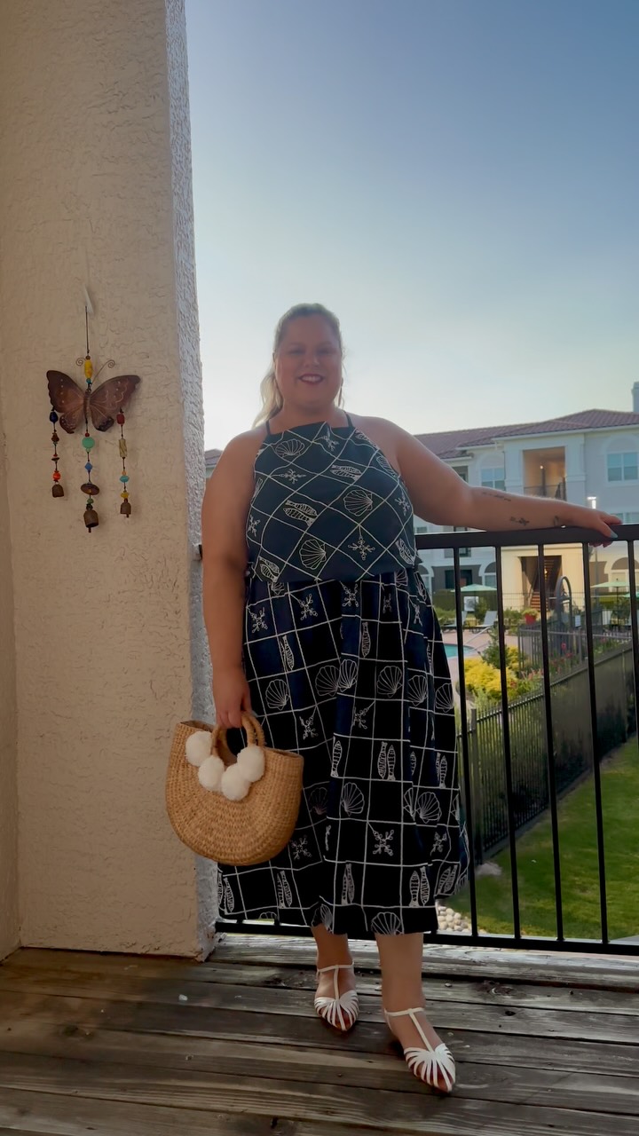 primark holiday dresses I was just feeling it in this little @primark set today! Have you all shopped there before? We just got one in Grapevine Mills here in DFW- I can’t tag anything because they don’t sell online- that’s R25SMU