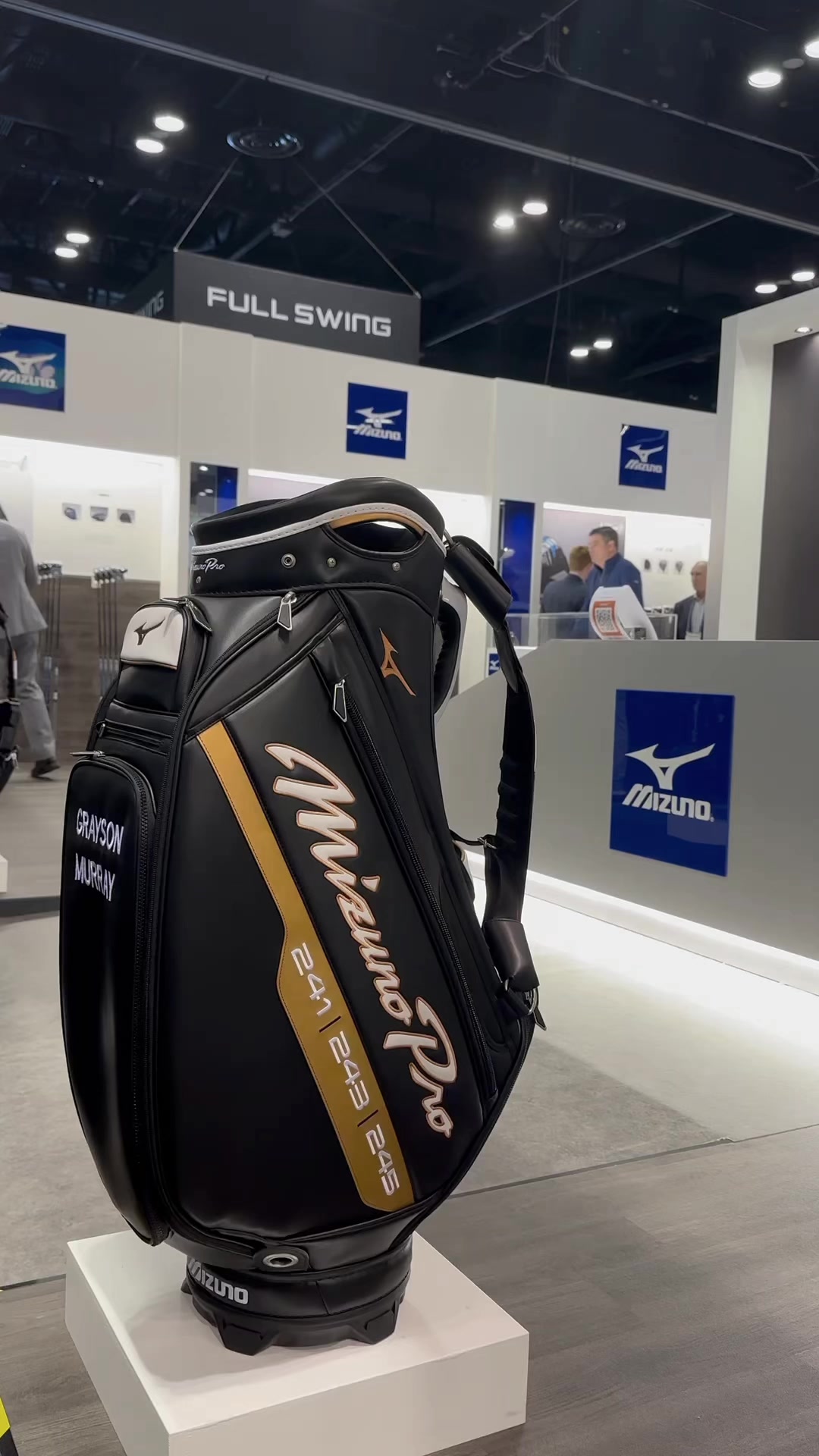 The new limited edition Mizuno Pro 241 Azalea edition irons look