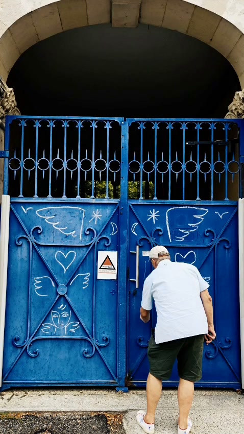 Jean-Charles de Castelbajac (@JCDECASTELBAJAC) Reels | Facebook