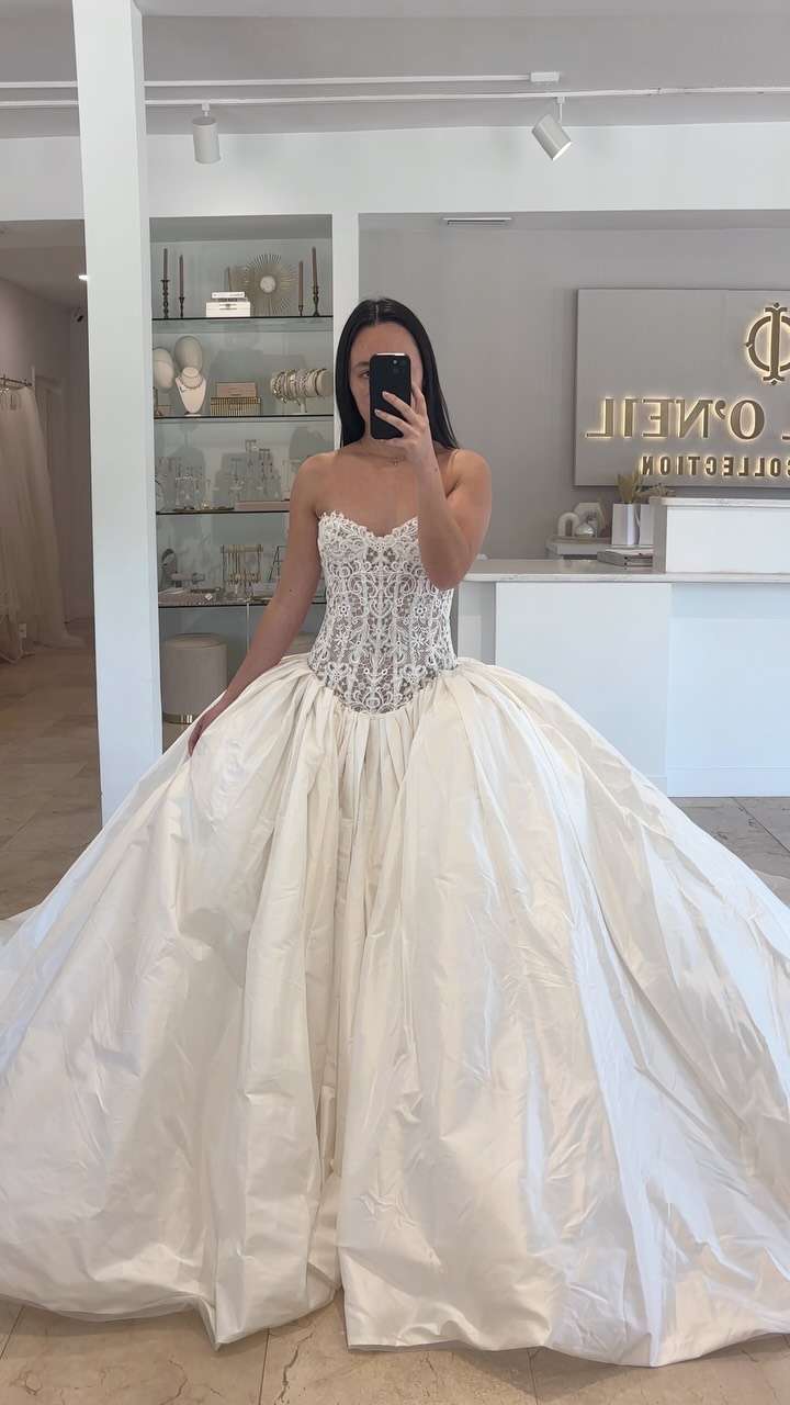wedding dresses tampa Another close up at our new favorite dress! This is Seaborn by Pronovias ✨, And the best part is, she has a matching veil! This dress and the matching veil is now available at Isabel O’Neil Bridal!, 🎄🎄🎄🎄🎄🎄🎄🎄🎄🎄🎄🎄🎄 HOLIDAY HOURS: CLOSED trench coats Size:XS (5/6) Bridal boutiques
