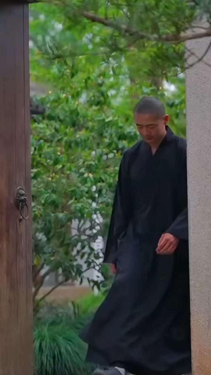 #谁是谁非不闻不问 | 小和尚 | Facebook
