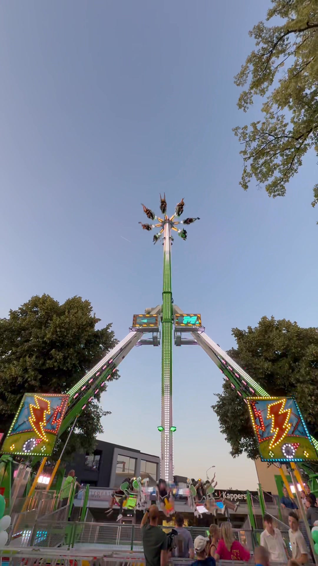 La toute dernière nouveauté de chez KMG Rides : Le MAXIMUM de type ...