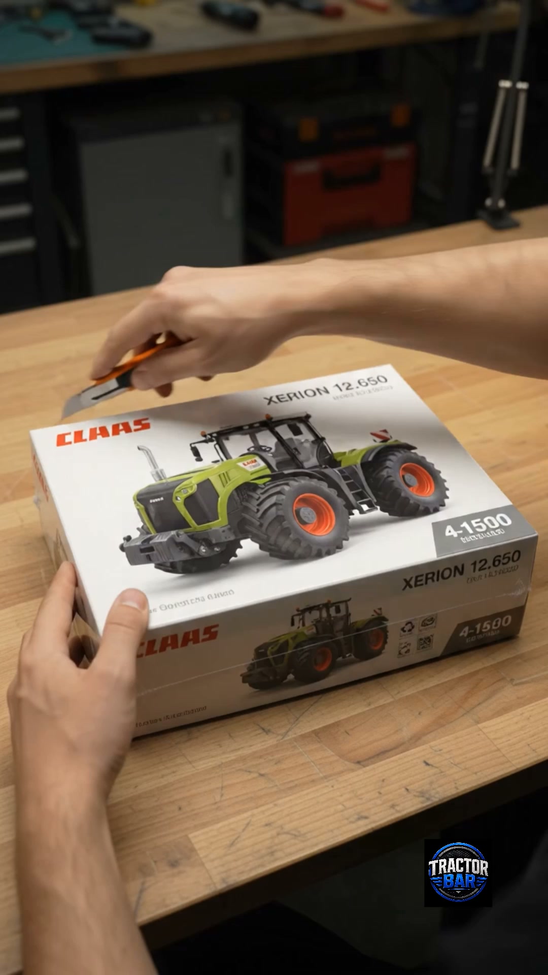 We've just finished a photoshoot with the amazing Claas Jaguar 860
