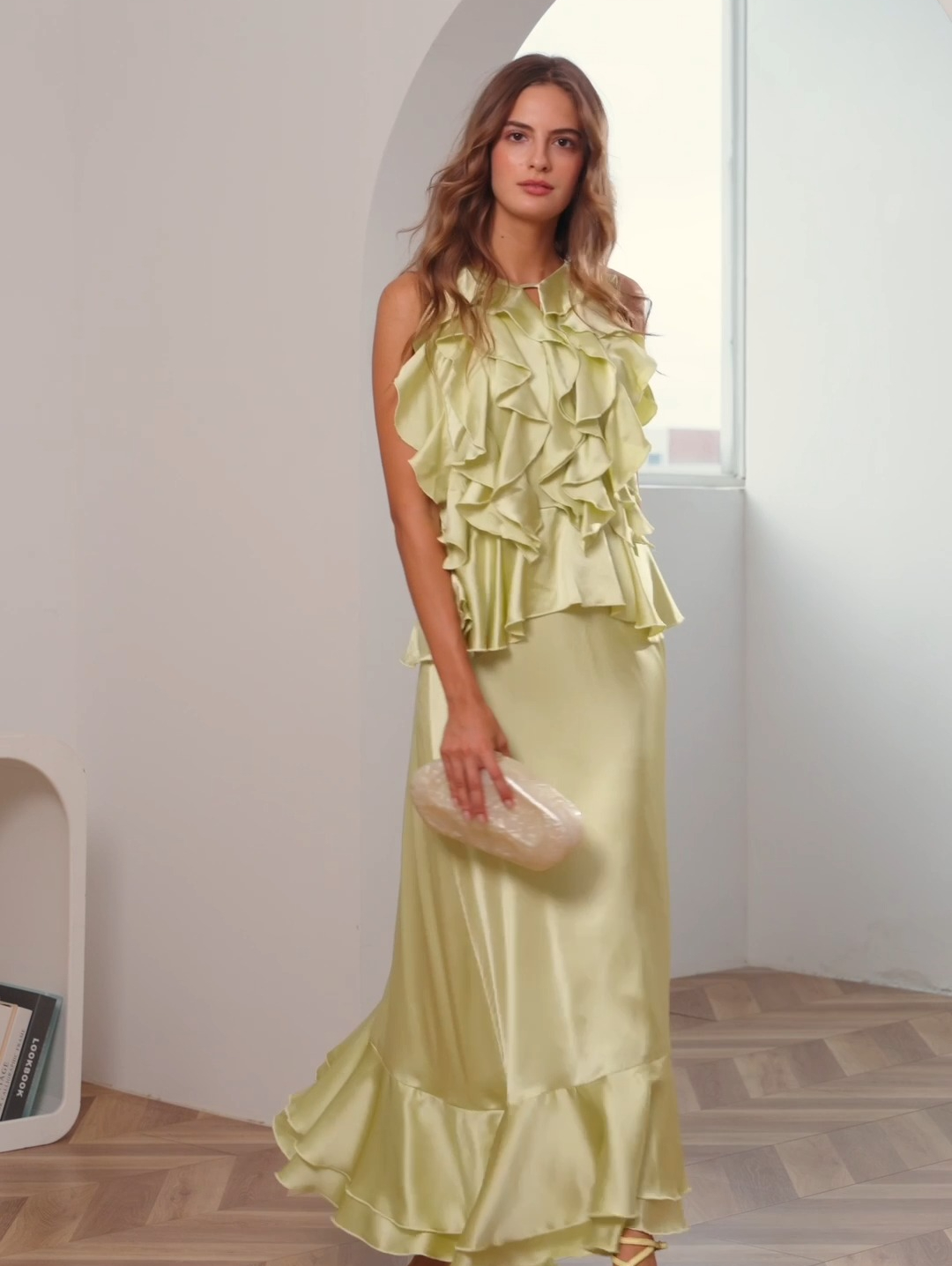 best shoe color for green dress Mastering Pairing: The Shoes Every Shade Style Season Description:SPRING 2025 DELIVERY 2 main image 1