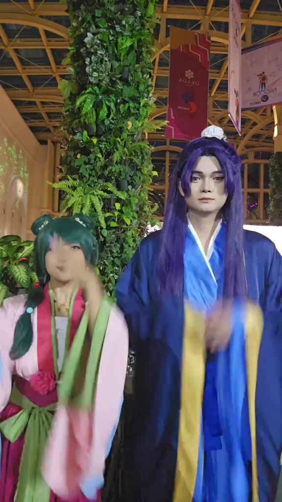 かりん can't miss to do this trend while we are wearing their costumes