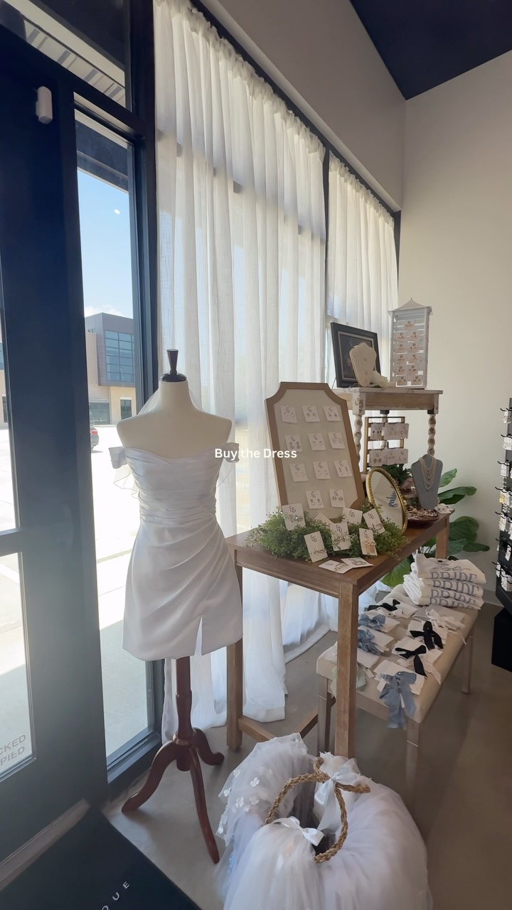 engagement dress shop Houston Brides, are you looking for a long or midi rehearsal dinner dress? You’ve found the boutique!, 🫩 Tired of ordering online, only to receive your and realize it doesn’t fit properly or Wedding dress Color Green:Green LOVEWITH Bisou Bisou | Dresses Perfect for your engagement