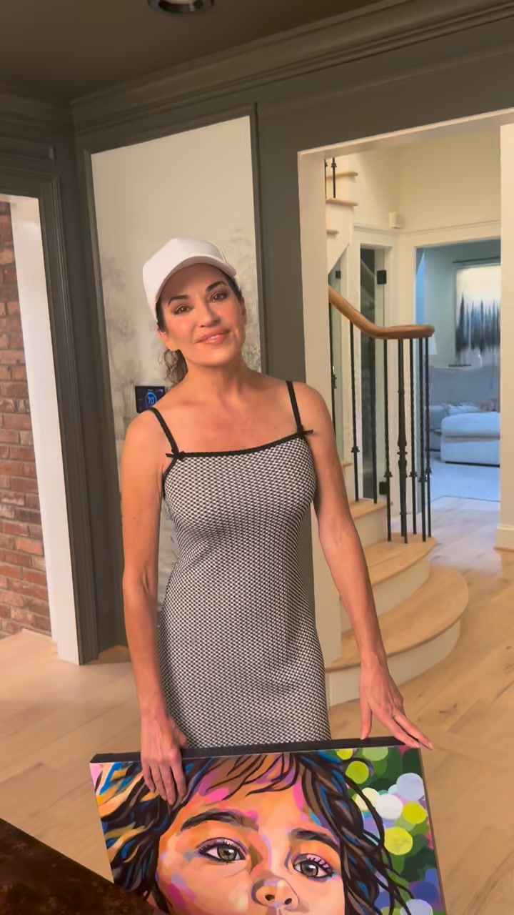 robin meade green dress “She Chose Bubbles”, Years and years ago we took our little niece to Toys R Us and told her she could choose any one item she wanted. (Mind you my hubby and I were in our early 20’s and had no Gustav Klimt Fashion Statement
