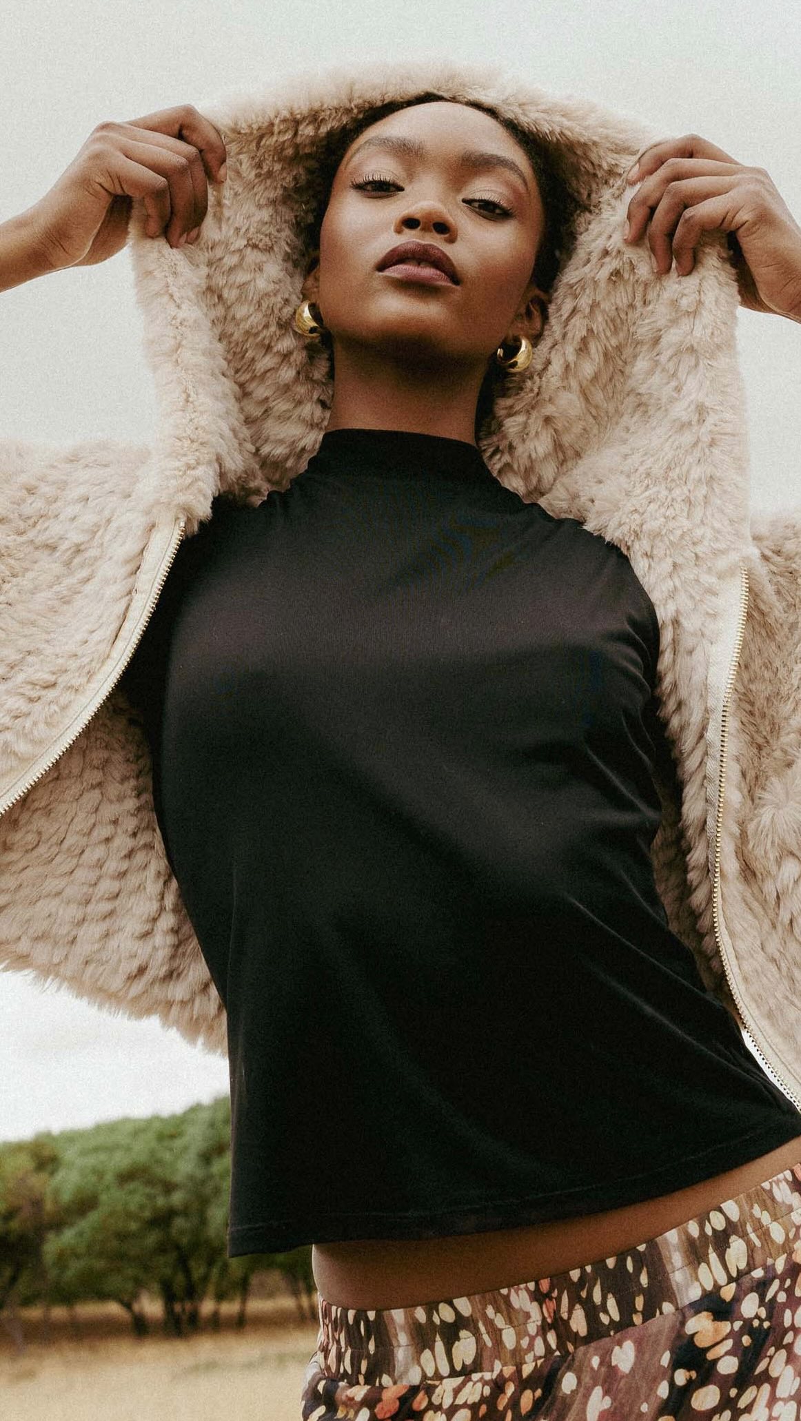 kaz wool-blend layered midi-dress Caballero Collection (@caballerocollection) • Facebook Outline